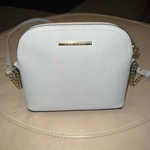Steve Madden White Crossbody With Gold Detailing